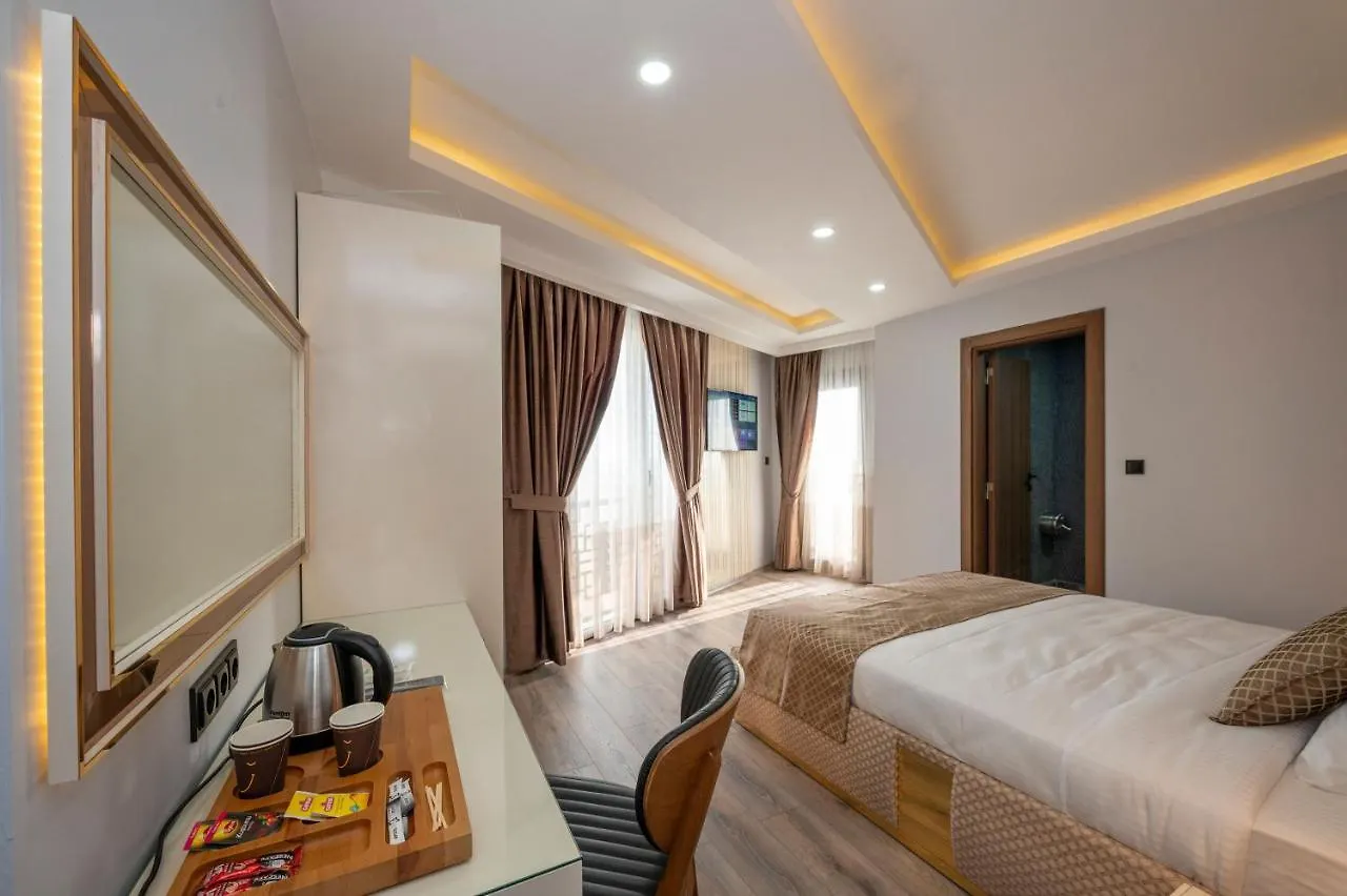 Luxury Airport Hotel By Zazzoni-Istanbul Airport Arnavutkoy 3*,  Türkei